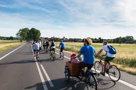 The critical mass exhibition has closed so the website has been disabled. Critical Mass Falkensee Immer Am 2 Freitag Des Monats
