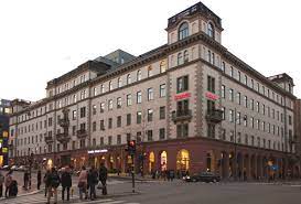 Business travelers like it for its central location. File Scandic Grand Central Jpg Travel Guide At Wikivoyage