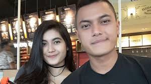 Paspampres Ganteng Ulang Tahun, Sang Pacar Posting Nyanyikan Lagu Ini!