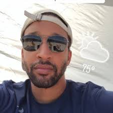 Jon E Bravo (@Jon_E_Bravo)