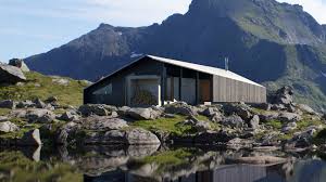Snohetta S Prefab Gapahuk Cabin References A Traditional Norwegian Mountain Shelter