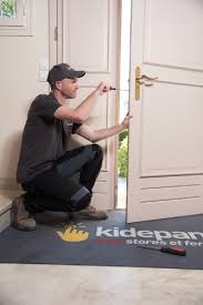 Reparation Porte D Entree Pvc Bois Alu Depannage En 48h
