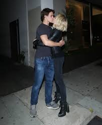 Rae and buchanan announced the winners of the best kiss category at the mtv awards on may 16, 2021. Hvbpydbbimfjjm
