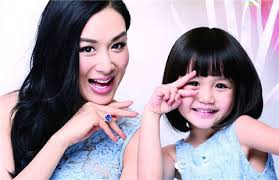 .(jam hsiao) mới hay nhất nhạc mp3 320kbps, tìm album tieu kinh dang (jam hsiao) video clip tên: Singer Zhang Liangying Shoots For New Song 1 Chinadaily Com Cn