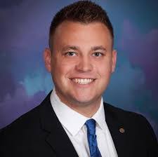 Taylor Voss's Instagram, Twitter & Facebook