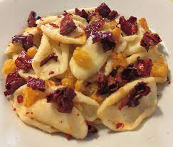 Pasta con peperoni cruschi e salsiccia. Pasta Con I Peperoni Cruschi Wikipedia