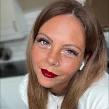 Can anyone recommend some good Daycares/nurseries as close to the town  centre as possible please? I'm looking to start off with 4 hours a week for  my 16 month old. I've already