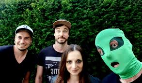 Lookit, Martians! x The Cheap Pops