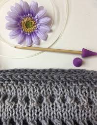 A practical guide to knitting & crochet. How To Knit A Triangle Shawl For Beginners Free Triangle Shawl Knitting Pattern Craft Mart