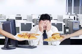 Tip meningkatkan berat badan bagi mereka yang hilang selera makan: Jangan Putus Asa Ada Banyak Cara Menahan Nafsu Makan Alodokter