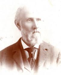 Unknown photographer's identity sought in vintage postcard photo