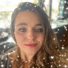 Laura Simonds (@lauralennburke) • Facebook, Connect with friends