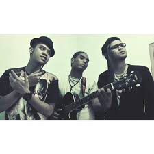 Lobow kau cantik hari ini. Trio Cagar Alam Kau Cantik Hari Ini Kemarin Tidak Puisi Ada Apa Dengan Cinta Lobo Cover By Bagusyahya