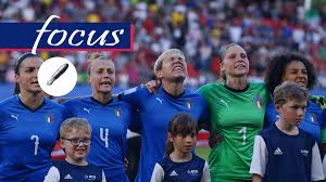 Analisi di come il calcio femminile sia cambiato tra il 1999 e il 2019. Facciamo I Conti Le Proteste Per Gli Stipendi Nel Calcio Femminile E Il Tetto Dei 30 Mila Euro Eurosport