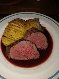 Beef Tenderloin Pan Seared And Finished In Oven Made By Me And A Friend 17 Y O Https Ift Tt 2ggshxl Beef Tenderloin Wine And Food Festival Beef Dishes