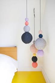 Le Parquet Jaune Mobiles En Crochet Maison En Crochet Deco