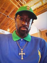 Eric Lujano's Instagram, Twitter & Facebook