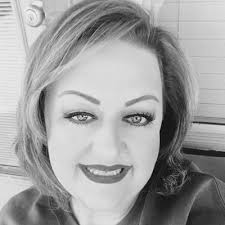 Beverly Potts (@tenaciousbev)