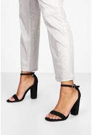 Maybe you would like to learn more about one of these? Chaussures A Talons Carres Basiques En 2 Parties Boohoo
