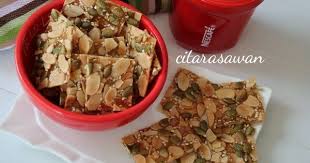 Biskut florentine / crunchy caramel almond via hanguskualisaya.blogspot.my. Resepi My Florentine Resepimee Junotee Com