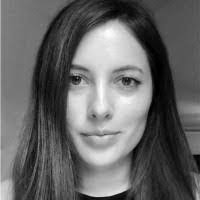 Amanda Roper's Instagram, Twitter & Facebook