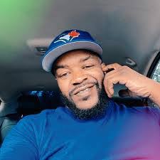 Anthony Darrough's Instagram, Twitter & Facebook