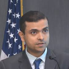 In highly bittersweet news, tomorrow is my last day at Booz Allen Hamilton. 