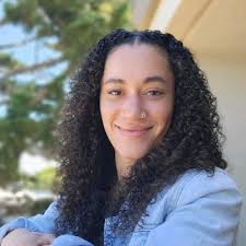 I knew a 9-5 wasn't for me back in 2013, when my manager said my work has… 