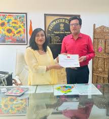 On the first Navratra, attended Sukanya Samriddhi camp at Amritsar,  financially empowering our girls by opening their SSY accounts, the  youngest account holder being just 5 months old !! #womenempowement  #financialinclusion #IndiaPostmeradost