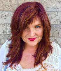 20 Flattering Medium Length Haircuts For Women Over 50