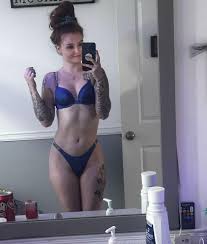 Jada Rounds' wildest farting matched with her naked beauty - truly captivating display