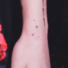 Vangog tattoo art, tbilisi, georgia. Netizens Analyze Twice Chaeyoung S Tattoos Following Rumors She Is Dating Her Tattoo Artist Kpophit Kpop Hit