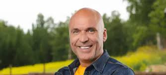 Renner inn nakenbilder