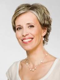 Sportovní redakce české televize spolupracuje při televizních přenosech s experty. Alena Zarybnicka Lide Ceska Televize