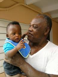 I'm looking for my uncle and any of his realitivies my name is juanita  roach lavoll but not roach no more because Frank is not your father my  daddy name is John