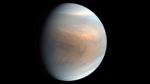 Venus adalah planet kedua dari matahari, dinamai berdasarkan nama dewi cinta romawi, di samping itu venus adalah benda langit yang paling terang setelah matahari dan bulan. Venus Benarkah Ada Kehidupan Di Langit Planet Yang Bersuhu Sekitar 400 Derajat Celsius Bbc News Indonesia