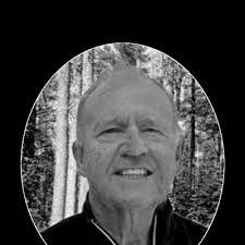 Alexander Alves's Instagram, Twitter & Facebook