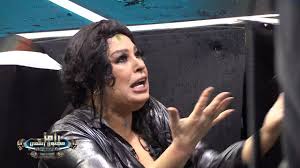 ورجعت الفنانة المصرية عن قرار الاعتزال، ومثلت عودتها. Ø±Ø¯ ÙØ¹Ù„ Ù…Ø¬Ù†ÙˆÙ† Ù…Ù† ÙÙŠÙÙŠ Ø¹Ø¨Ø¯Ù‡ ÙˆØ¶Ø±Ø¨ Ø±Ø§Ù…Ø² Ø¬Ù„Ø§Ù„ ÙÙŠ Ø±Ø§Ù…Ø² Ù…Ø¬Ù†ÙˆÙ† Ø±Ø³Ù…ÙŠ Youtube