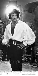 Kevin kline sparkles as the swashbuckling and libidinous pirate king while linda ronstadt plays the lovely and virginal mabel. Kevin Kline The Pirate King The Pirate King Kevin Kline Puffy Shirt