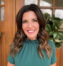 Shannon Ludwig's Instagram, Twitter & Facebook