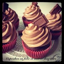 Cupcakes Chocolat Au Lait Cupcakes En Folie Et Autres Douceurs Recette Cupcake Cupcake Chocolat Cupcakes