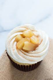 Apple Pie Cupcakes With Vanilla Buttercream Frosting Spoonful Of Flavor Desserts Cupcake Recipes Yummy Cupcakes