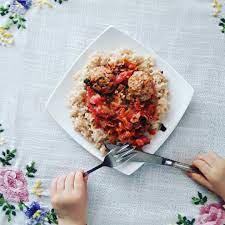 Бурый рис с фрикадельками в томатном соусе - рецепт автора Лиана  Гилавян🏃‍♂️