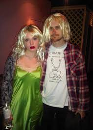 His former wife and daughter attended the film's premiere. E569d2f2cfc0664817bd951a9485b4ac Jpg 580 808 Pixels Kurt Cobain Costume Kurt And Courtney Halloween Cosplay