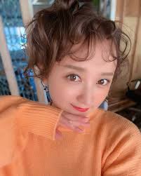 今日から10月🎃 ⁡ 秋花粉にやられていますが 食欲の秋ということで食欲がすごいです😋笑 ⁡ みなさんもモリモリ食べて  体調に気をつけてくださいね☺️🧡 ⁡ #秋 #10月 #食欲の秋