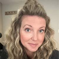 Jeanne Whitfield's Instagram, Twitter & Facebook