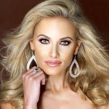 Courtney Barber's Instagram, Twitter & Facebook