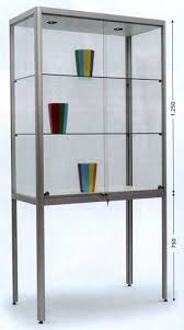 Abschliessbare Hochvitrine Mit 3 Prasentationsebenen Glasvitrine Vitrine Haus Deko