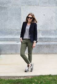 New Sneakers Outfit New Balance Navy Ideas Chinos Women Outfit New Balance Outfit Grey Sneakers Outfit