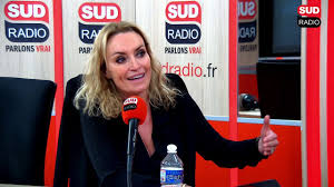 Un bouquin, édité au cherche midi, dans lequel l'humoriste a réuni ses 50 ans de. Christelle Bardet Qui Est La Femme De Laurent Gerra Sa Biographie Ses Actualites Et Photos Legit Ng
